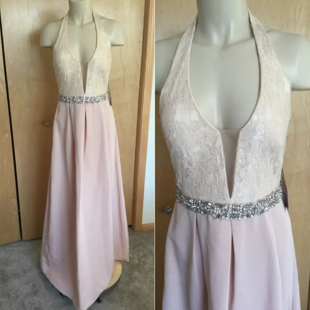 Halter dress with packets - Picture 1 of 8